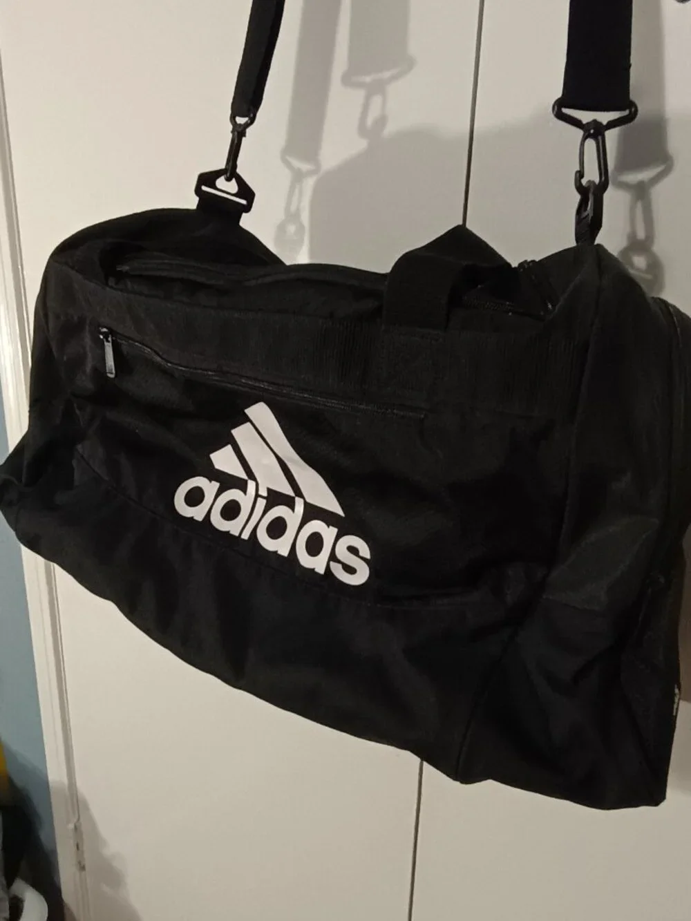 adidas Black Performance Duffel Gym Travel Bag Shoulder Strap Zip Pockets